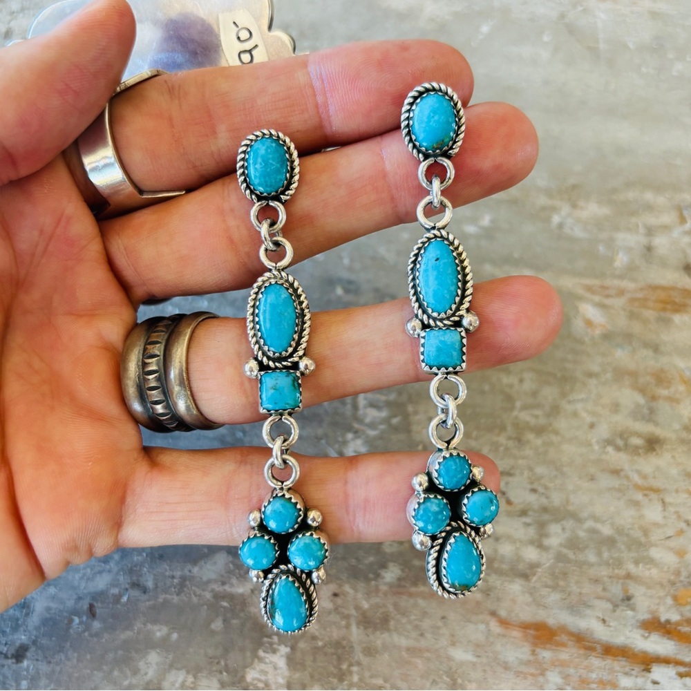 ♥️ Navajo ♥️ Signed Sterling Silver & Kingman Turquoise Earrings